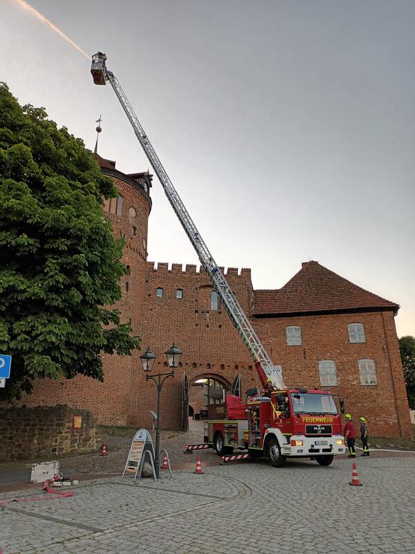 Drehleiter Feuerwehr Neustadt-Glewe